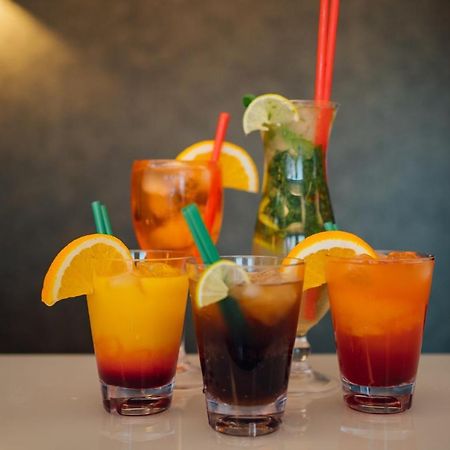 Wellness Relax - Luxusni Hotel Praga Esterno foto