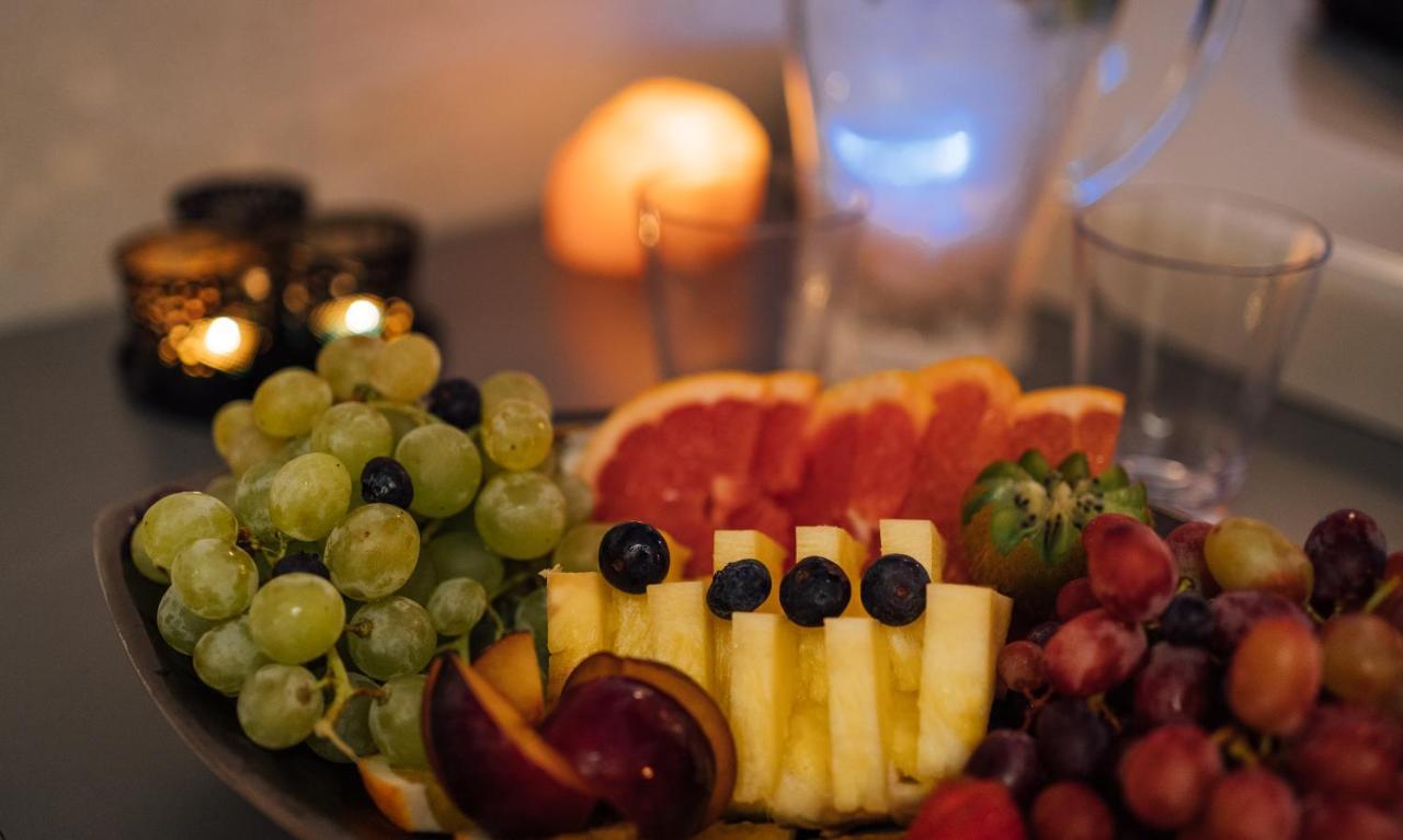 Wellness Relax - Luxusni Hotel Praga Esterno foto